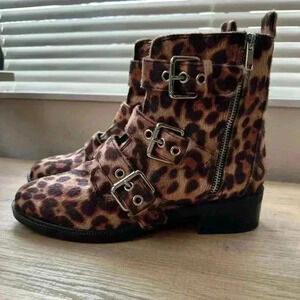 ALDO Size 8.5 Brown Leopard Faux Fur Buckles Ankle Motorcycle Boots